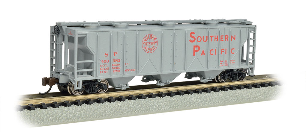 Bachmann N PS-2 Three-Bay Covered Hopper - Southern Pacific