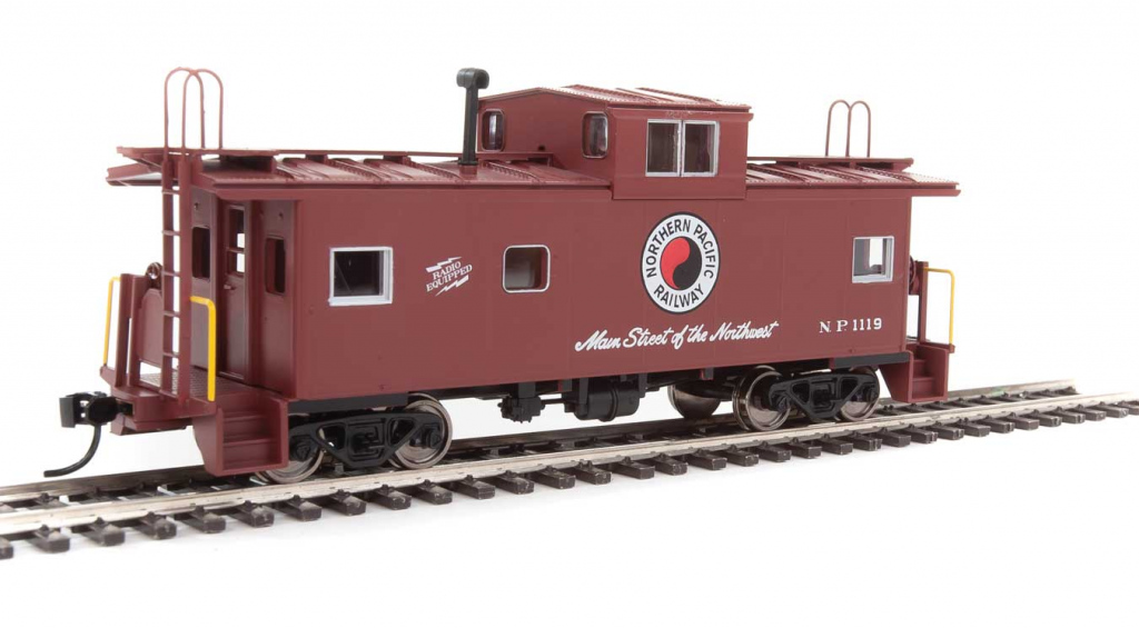 Walthers Mainline HO Wide-Vision Caboose - Northern Pacific #1119