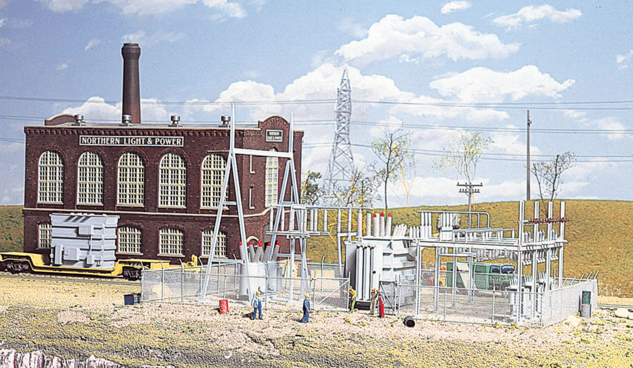 Walthers #933-3025 Northern Light & Power Substation - HO Scale Kit