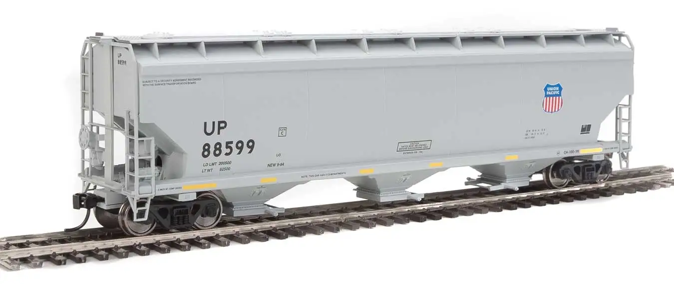 Walthers Mainline 60' NSC 3-Bay Covered Hopper - Union Pacific #88599