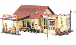Woodland Scenics Sonny's Super Service - N Scale Kit